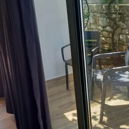 Relino House